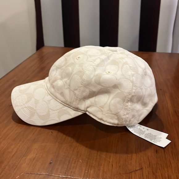 Coach New York Signature Ball Cap Hat Chalk new strap back - Picture 5 of 11